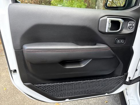 Used 2022 Jeep Wrangler Unlimited Rubicon w/ LED Lighting Group image 10