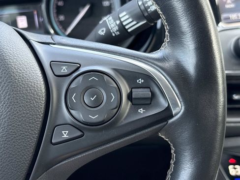 Used 2017 Buick Envision Essence FWD image 20
