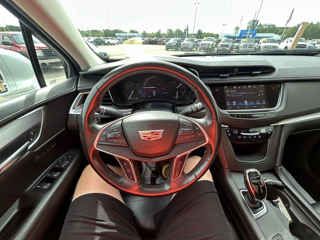 Used 2017 Cadillac XT5 Premium Luxury AWD/4WD image 31