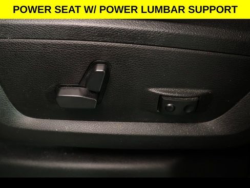 Used 2023 RAM 2500 Big Horn w/ Level B Equipment Group image 6