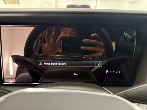 New 2026 GMC Terrain Elevation w/ Elevation Premium Package image 20