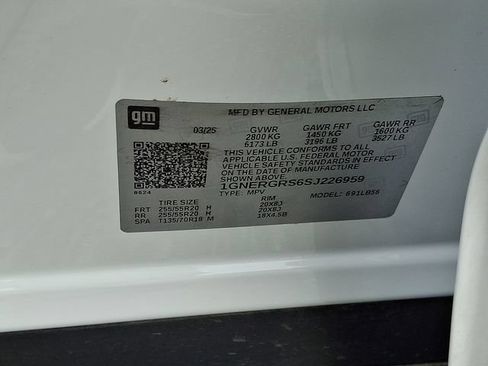 Certified 2025 Chevrolet Traverse LT w/ Midnight/Sport Edition FWD image 30