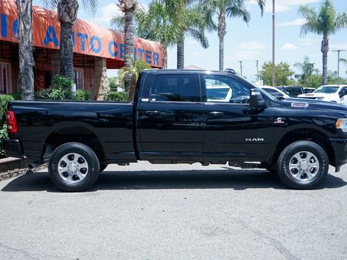 Used 2024 RAM 2500 Big Horn w/ Level 2 Equipment Group AWD/4WD image 10