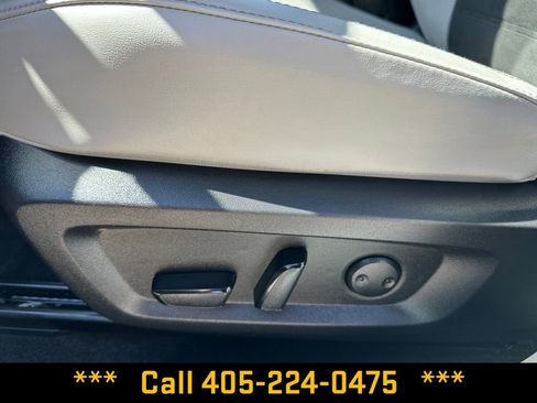 Used 2025 Mitsubishi Outlander SE AWD/4WD image 23