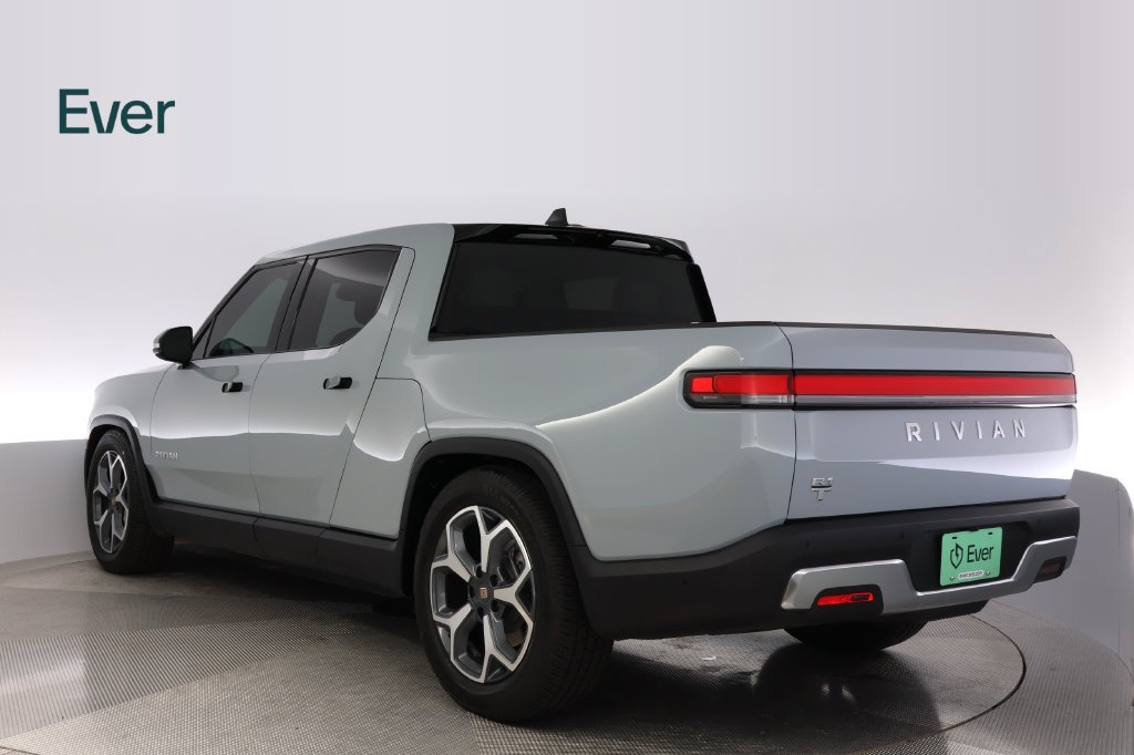 Used 2023 Rivian R1T Adventure Dual AWD/4WD image 17