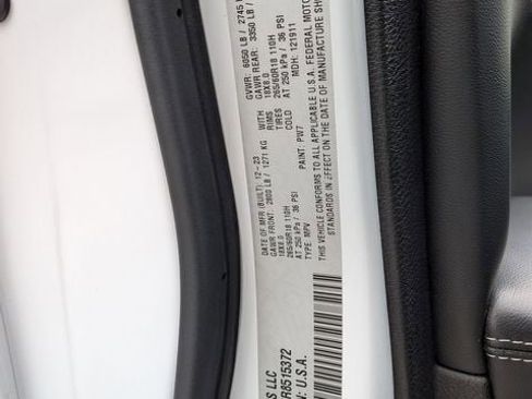 Certified 2024 Jeep Grand Cherokee Limited AWD/4WD image 38