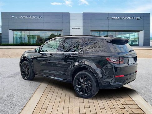 Used 2025 Land Rover Discovery Sport Dynamic SE image 7