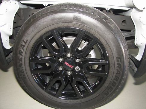 Used 2023 GMC Sierra 1500 Pro w/ Graphite Edition image 23