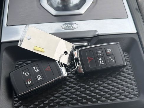 Used 2020 Land Rover Range Rover Evoque S AWD/4WD image 25