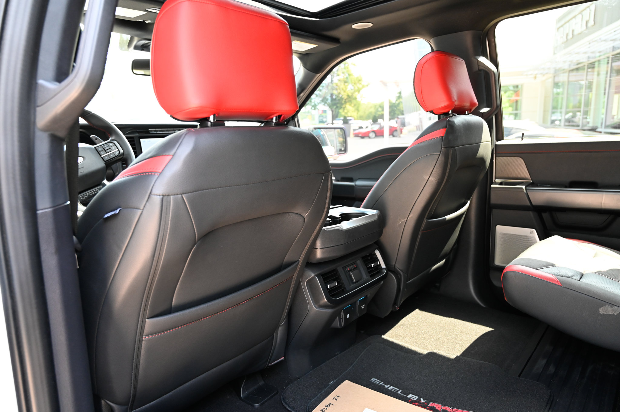 Used 2024 Ford F150 Raptor AWD/4WD image 38