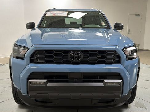 Certified 2025 Toyota 4Runner TRD Off-Road Premium image 2