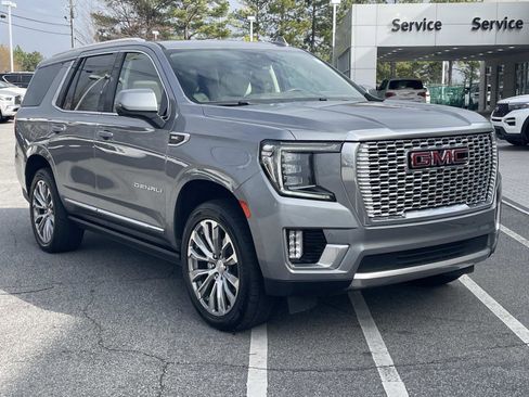 Used 2023 GMC Yukon Denali image 5