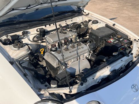 Used 1994 Toyota Celica ST image 18