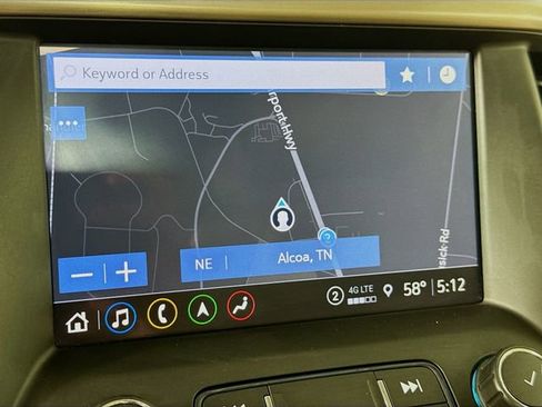 Used 2021 GMC Acadia Denali w/ Denali Technology Package FWD image 18