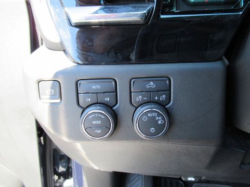 Certified 2023 Chevrolet Silverado 1500 LT AWD/4WD image 19