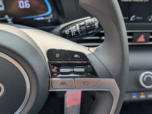New 2026 Hyundai Elantra SE FWD image 16