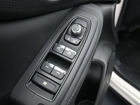 Used 2020 Subaru Forester Limited AWD/4WD image 9