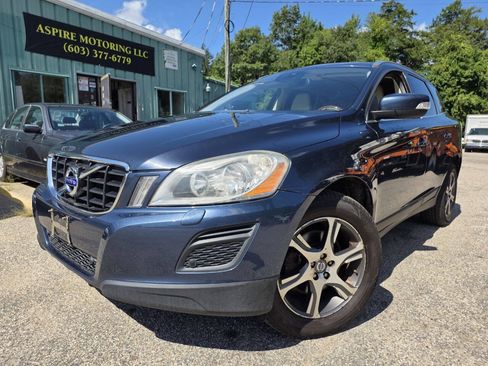 Used 2012 Volvo XC60 T6 AWD/4WD image 2
