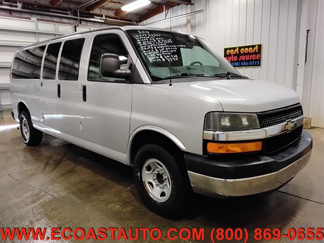 Used 2014 Chevrolet Express 3500 LT w/ LT Preferred Equipment Group RWD image 1
