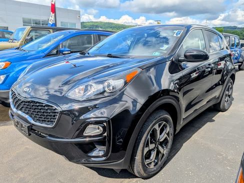Used 2021 Kia Sportage LX AWD/4WD image 3