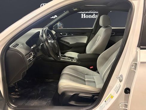 Certified 2025 Honda Civic Sport image 4