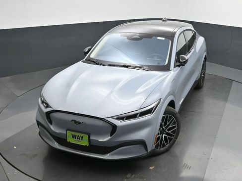 New 2025 Ford Mustang Mach-E Premium image 39