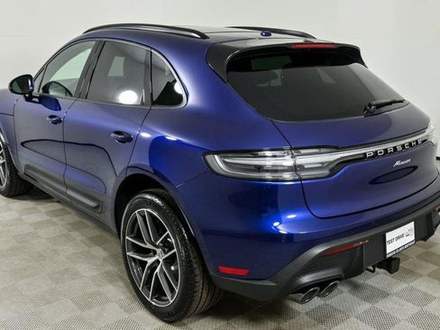 Used 2026 Porsche Macan AWD/4WD image 3
