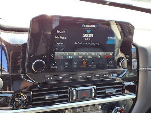 Used 2025 Nissan Pathfinder Platinum FWD image 5