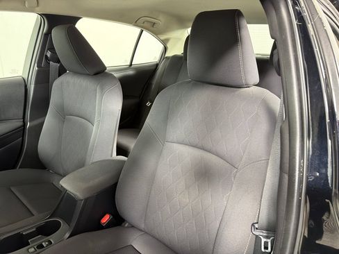 Used 2023 Toyota Corolla LE FWD image 12