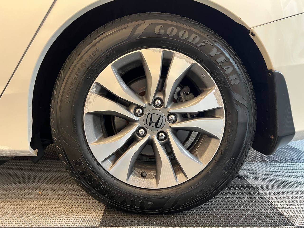 Used 2013 Honda Accord LX image 28