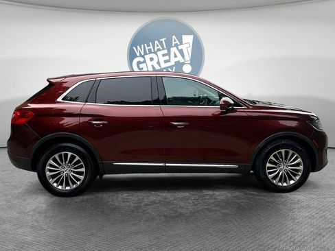 Used 2016 Lincoln MKX Select w/ Climate Package AWD/4WD image 2