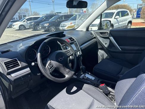 Used 2016 Subaru Forester 2.5i w/ Alloy Wheel Package image 10