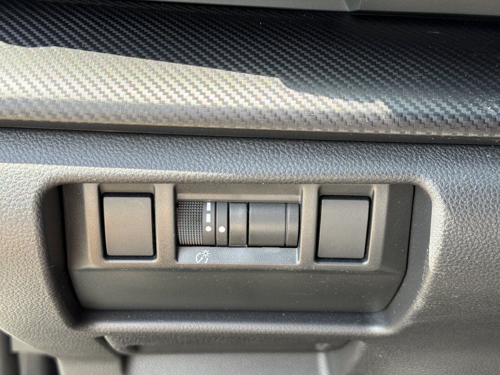 Certified 2025 Subaru Crosstrek 2.5i Premium AWD/4WD image 34