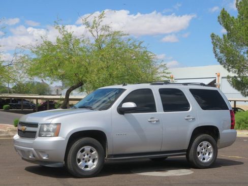 Used 2013 Chevrolet Tahoe LS image 1