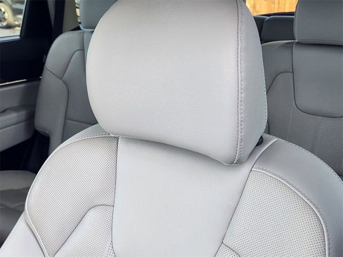 Certified 2023 Kia Telluride SX image 14