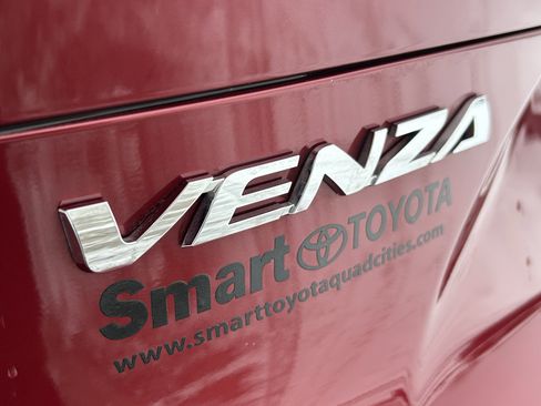 Used 2021 Toyota Venza XLE w/ Softex Package image 7