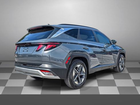 Used 2025 Hyundai Tucson SEL FWD image 6