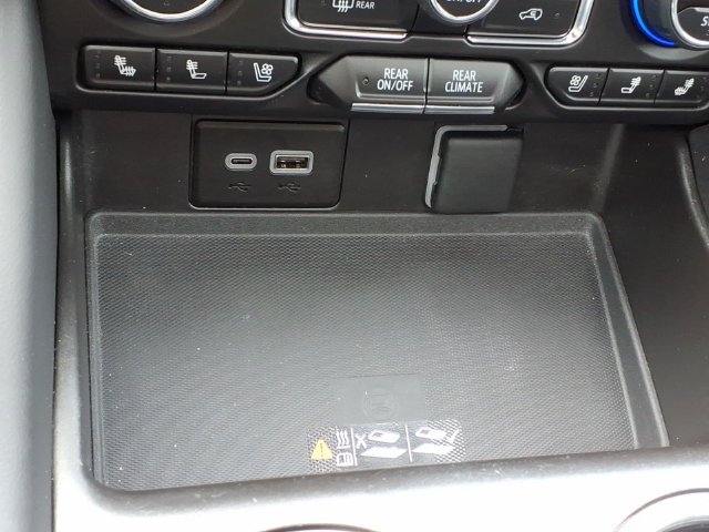 Certified 2023 Chevrolet Tahoe High Country AWD/4WD image 21