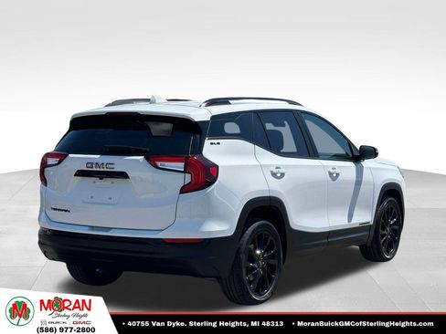 Certified 2023 GMC Terrain SLE w/ Driver Convenience Package FWD image 4