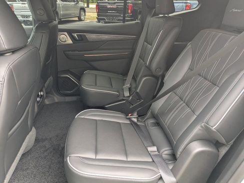 New 2026 Buick Enclave Avenir w/ Super Cruise Package image 15