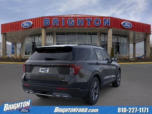 Used 2026 Ford Explorer Active AWD/4WD image 7