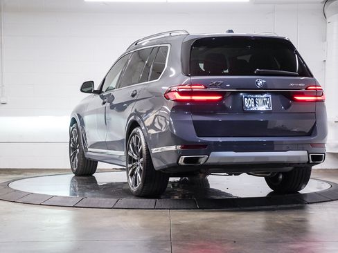 Used 2026 BMW X7 xDrive40i AWD/4WD image 4
