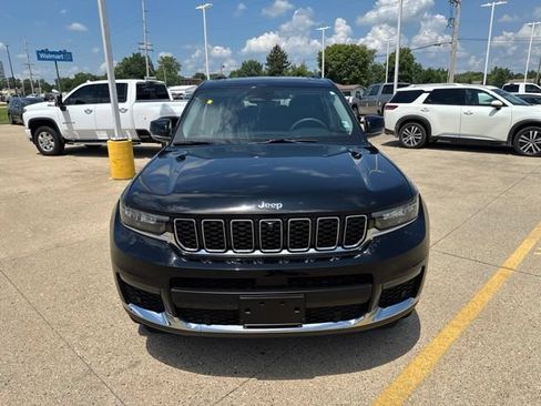 Used 2023 Jeep Grand Cherokee L Limited w/ Luxury Tech Group II AWD/4WD image 2