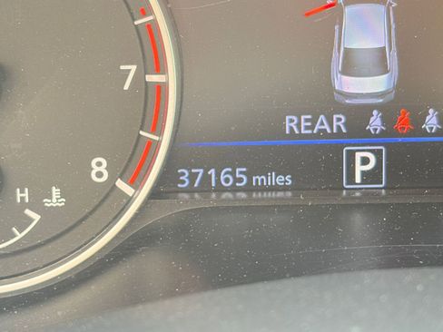 Used 2025 Nissan Altima 2.5 SV FWD image 40