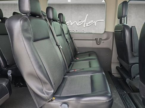 Used 2021 Ford Transit 350 XL image 22
