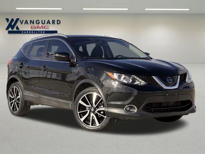 Used 2017 Nissan Rogue Sport SL w/ SL Premium Package