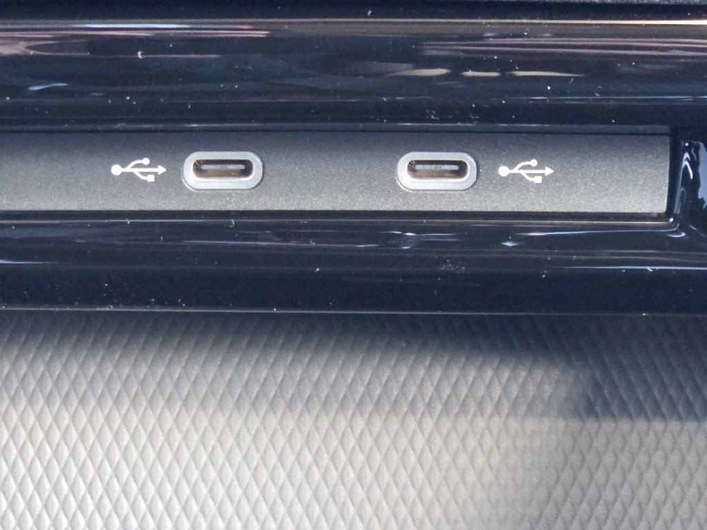 New 2026 Volkswagen GTI SE FWD image 14