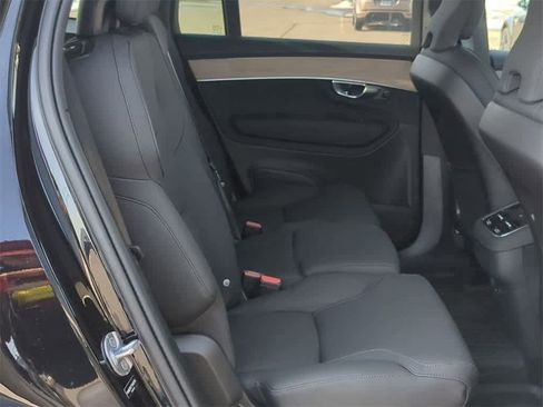New 2026 Volvo XC90 B6 Plus w/ Protection Package Premier image 19