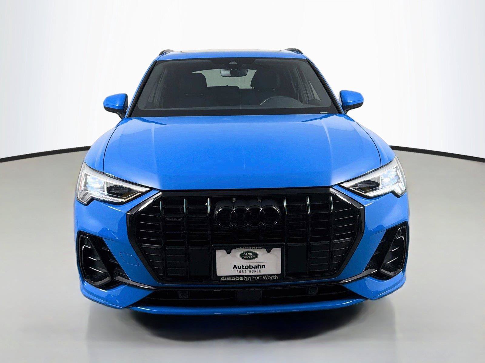 Used 2022 Audi Q3 2.0T Premium Plus AWD/4WD image 2
