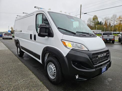 Used 2025 RAM ProMaster 1500 w/ Safety Group image 6